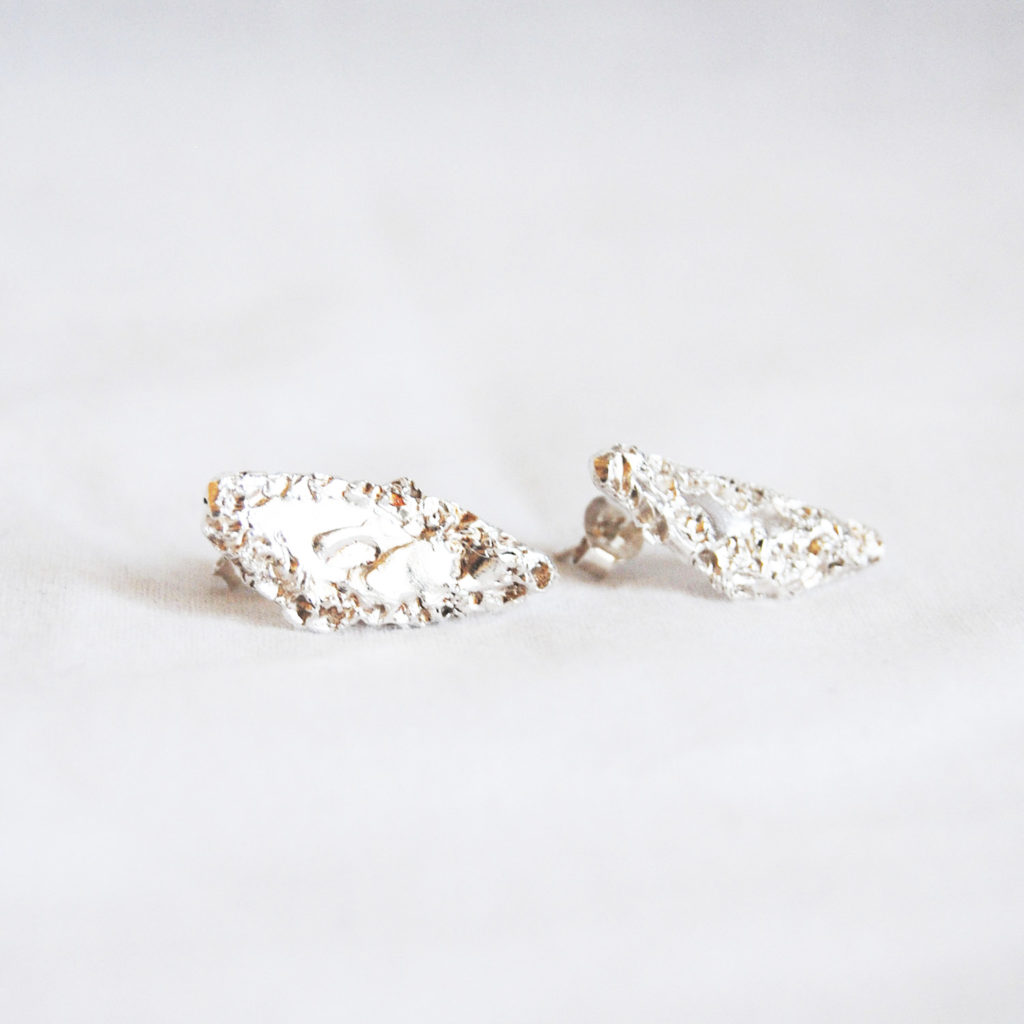Rought earrings silver