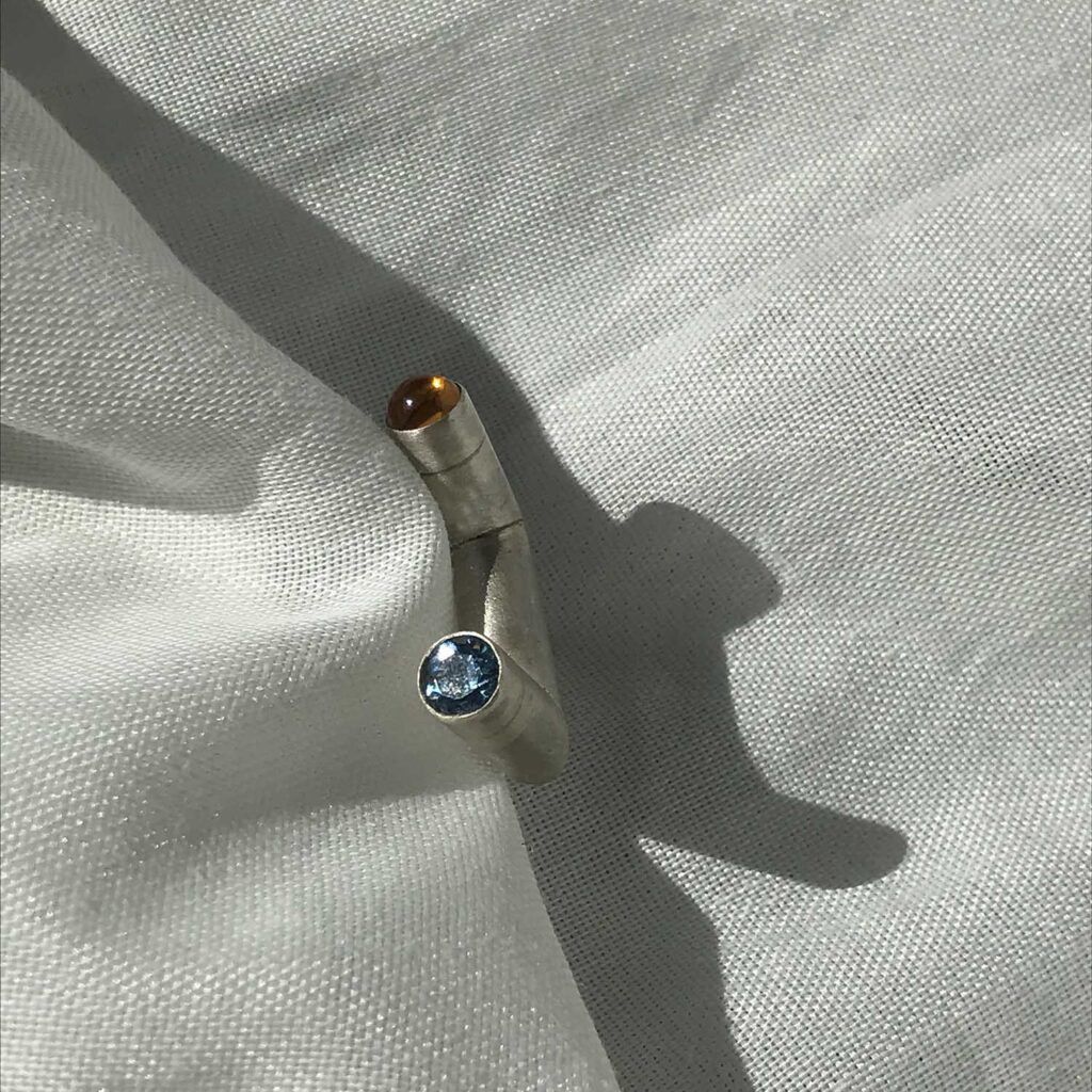 Silver tube III Spinel Citrine