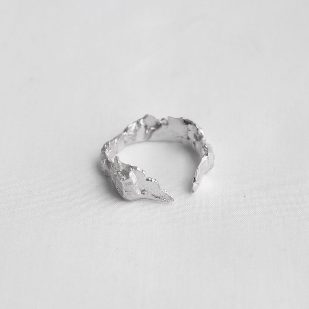 Ring IV