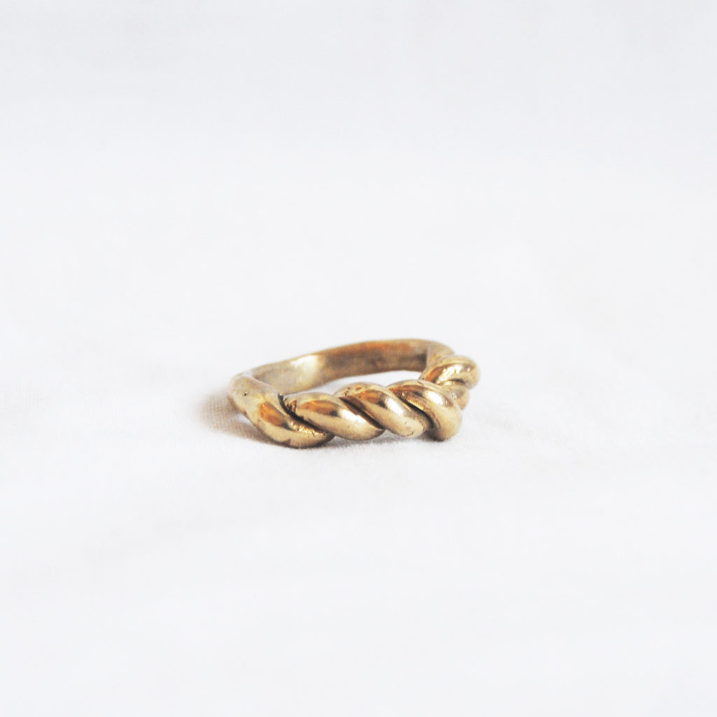 Torchon ring bronze