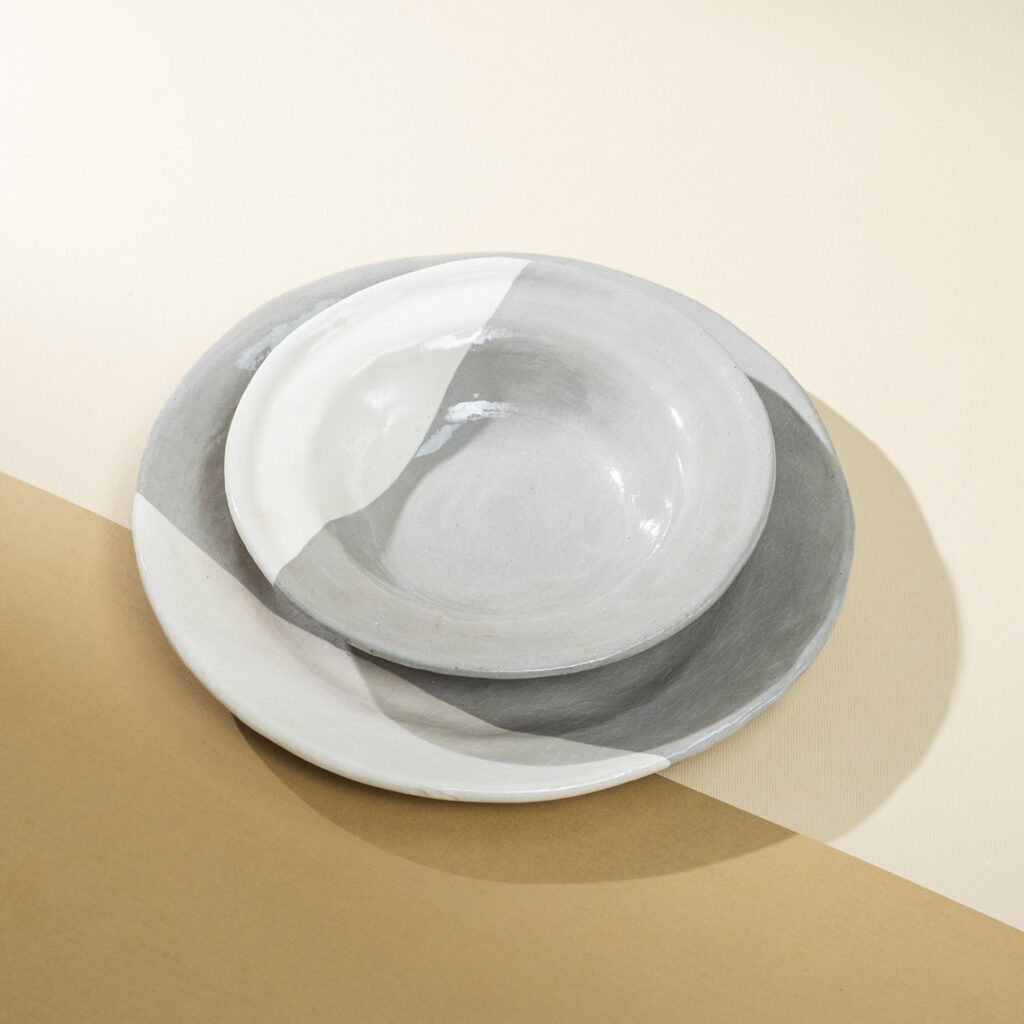 Grey-clay plates